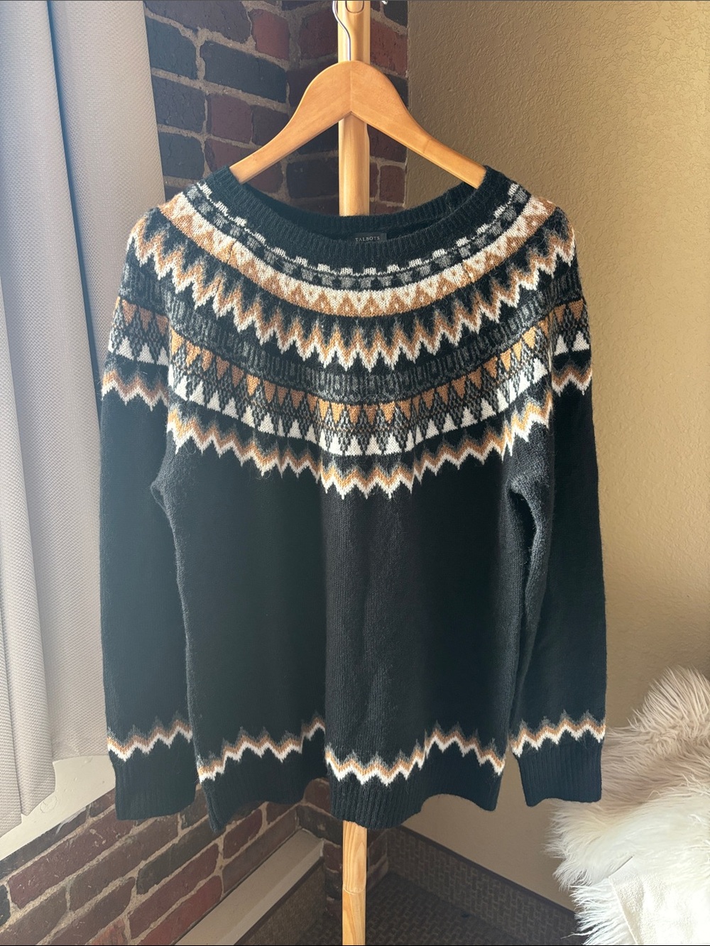 Talbots Black Fair Isle Crewneck Sweater with Gold and White Pattern Size L